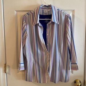 Apt. 9 Blouse with double button neck line dart tailoring and V-neck T-shirt XL